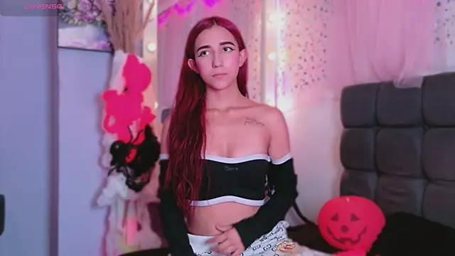 NataliaPrada s online show from October 27, 4:57 pm