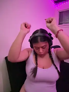 NattashaMore 0719 online show from February 6, 9:45 am