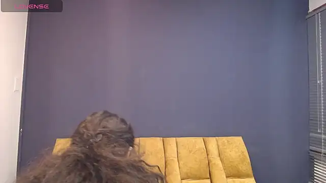 KendraaSimons online show from December 3, 8:33 pm