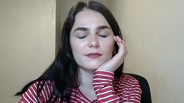 Silviaa a online show from October 17, 6:33 pm