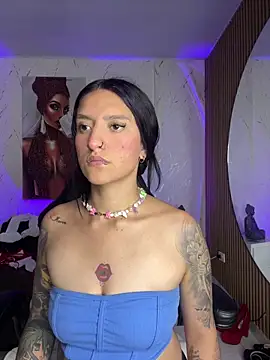 Scaarlettfox online show from October 9, 9:30 pm