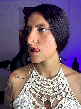 Scaarlettfox online show from October 20, 8:01 pm