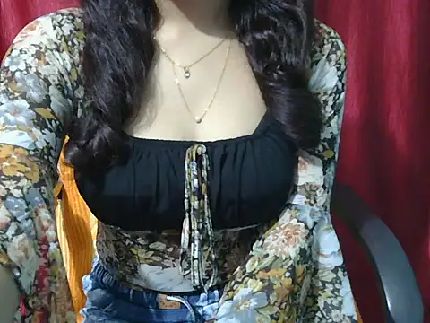 lovely soniya online show from March 17, 6:28 am