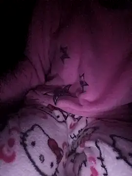 Hottiesophie online show from March 23, 9:32 pm