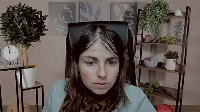 MartaEdams online show from December 4, 6:37 am