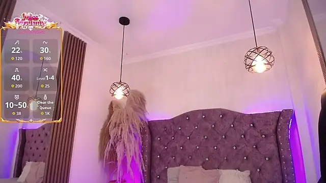 Amara Davis online show from February 13, 4:58 am