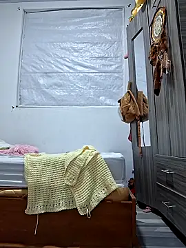 channell0 online show from March 29, 5:06 am