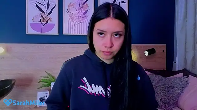 SarahMiler  online show from April 3, 1:53 pm