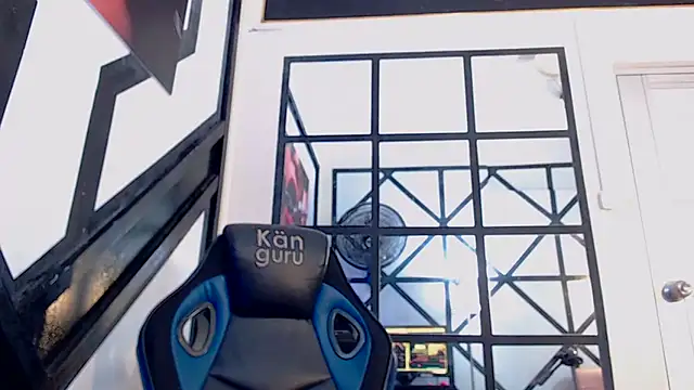 Snapshot of lucia_ht chatting on October 8, 4:28 am lucia ht online show from October 8, 4:28 am