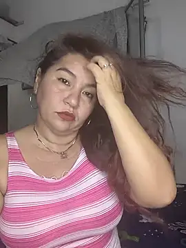 daniela500211 online show from August 2, 3:42 am