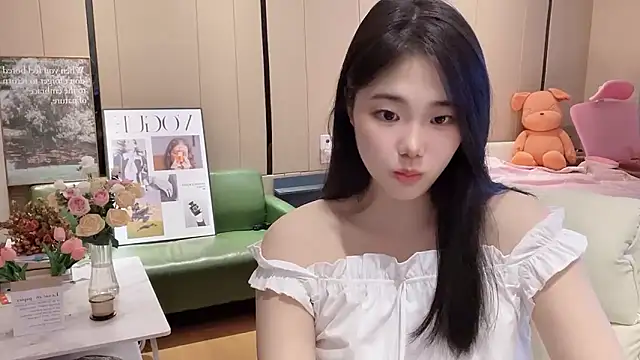 suki-1 online show from October 6, 5:57 am