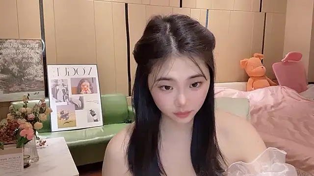 suki-1 online show from October 11, 8:41 am