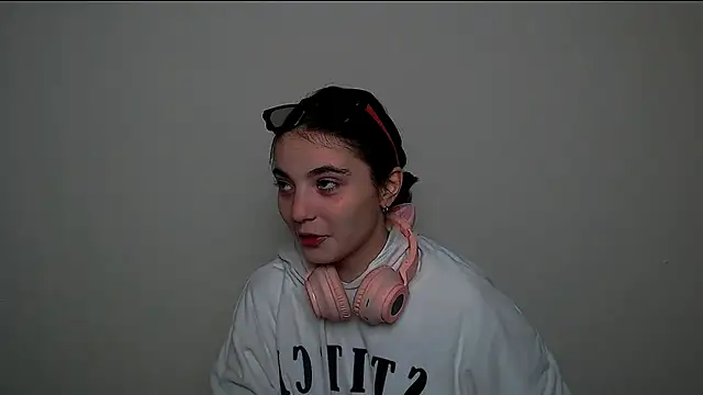 Sun Shine   online show from October 29, 11:29 pm