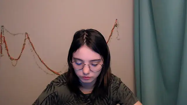 Sun Shine   online show from February 7, 4:22 pm