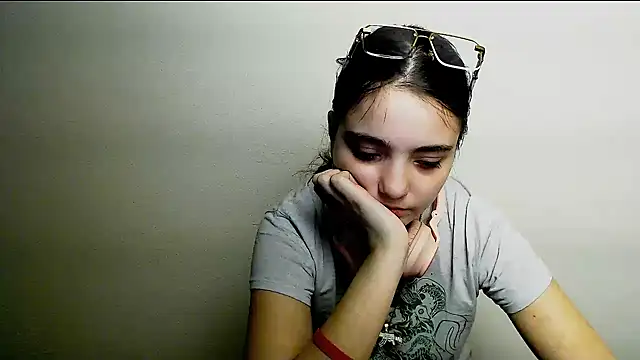 Sun Shine   online show from December 22, 10:35 pm