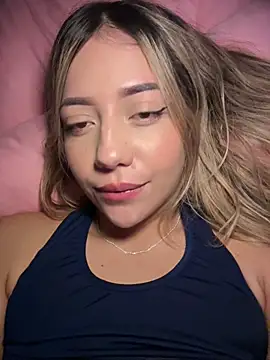 MissCat  online show from December 19, 3:10 am