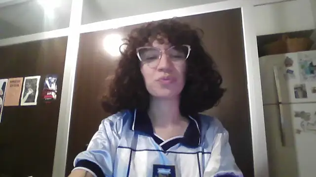 loliporomero online show from June 16, 11:39 pm