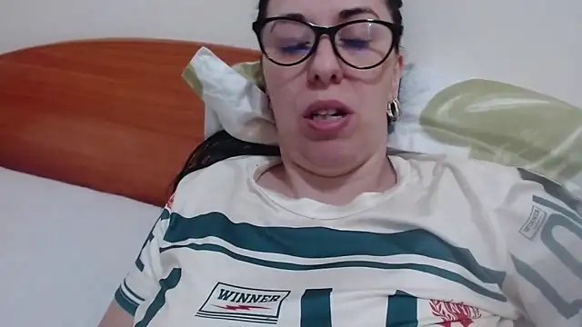 jollene online show from March 12, 3:37 pm