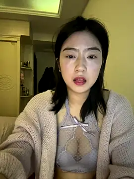 Olivia-l online show from December 3, 1:24 pm