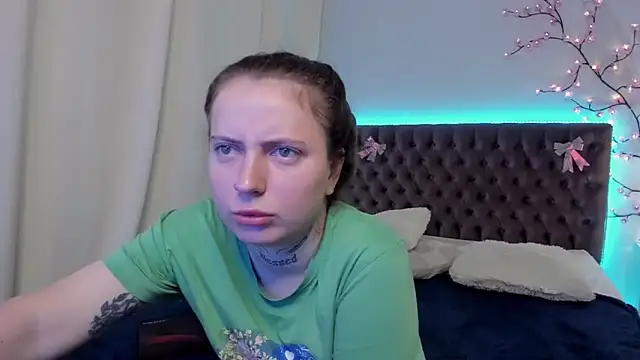 LilaVame online show from September 22, 8:18 pm