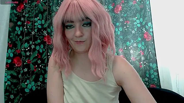 MagicPink online show from May 8, 1:47 pm