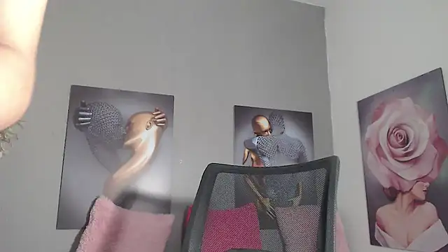 AntonellaBlanc online show from April 5, 2:54 am