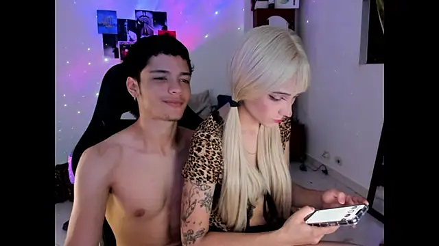 Oliver and kalypso online show from October 31, 12:23 am