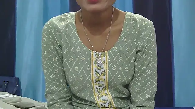 Aarti misty71 online show from December 4, 5:21 am