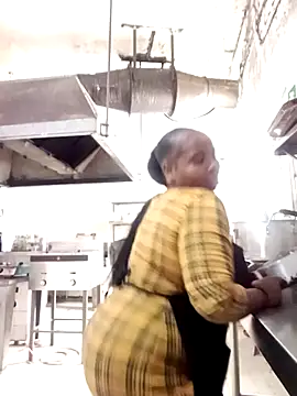 ShySexyBaddiexx online show from September 9, 11:21 am