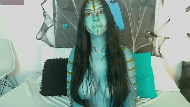 Emadelacroix online show from October 11, 7:27 pm