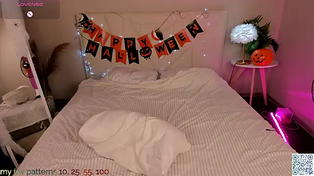 RadiantFairy online show from October 29, 3:33 am