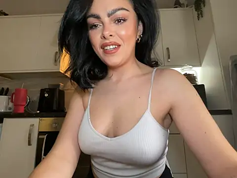 FrancescaXO online show from March 2, 1:40 pm