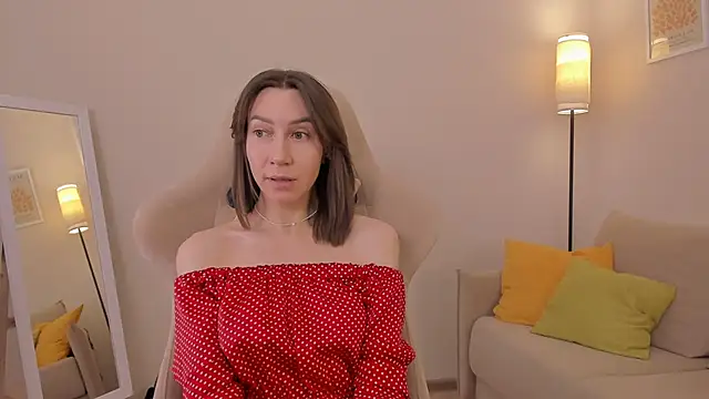 GoodGlamorGirl online show from March 19, 5:56 am