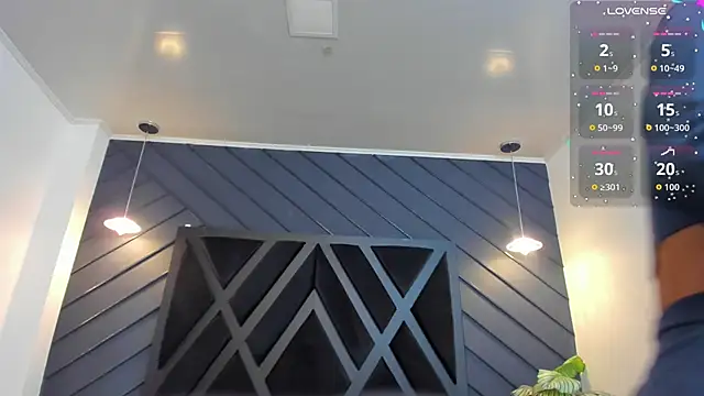 zoe martins  online show from September 9, 5:13 pm