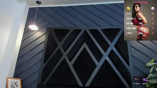 zoe martins  online show from October 28, 5:41 pm