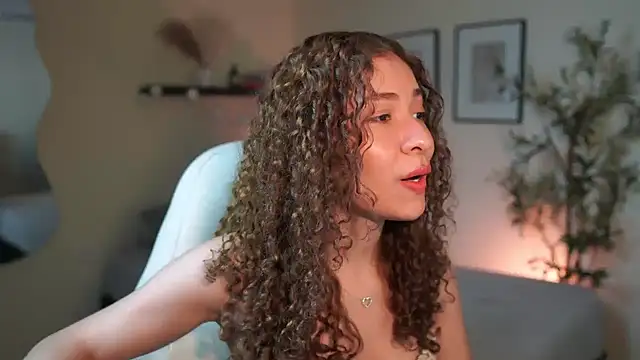 isabella-garcia- online show from March 19, 2:16 am