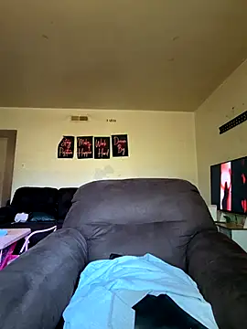 Snapshot of yummy0322 chatting on October 9, 1:37 pm yummy0322 online show from October 9, 1:37 pm