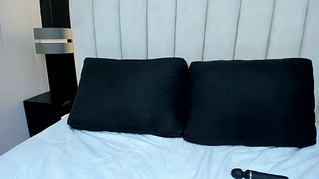 Matilda Liz online show from March 7, 2:13 pm