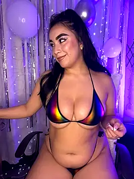 Snapshot of Dafnee_sr chatting on October 24, 1:23 am Dafnee sr online show from October 24, 1:23 am