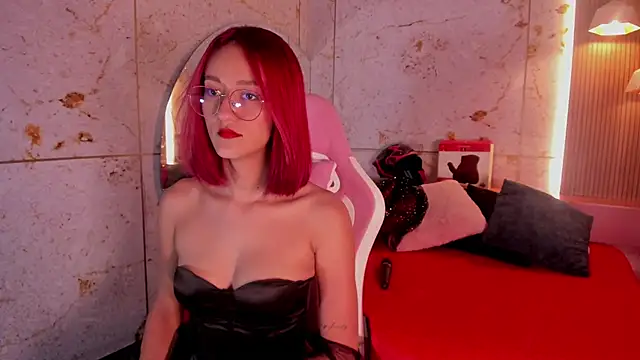 daphne courtis online show from October 7, 3:22 am