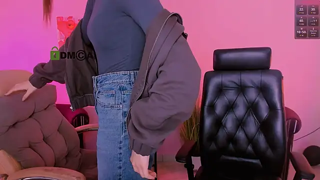 lissa night online show from November 16, 1:44 pm