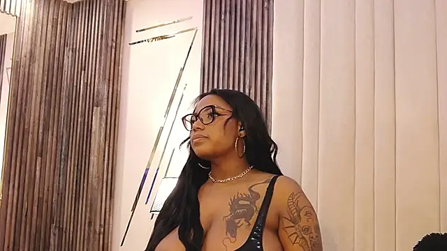 SheilaCoopers  online show from October 4, 1:06 pm