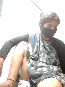 juhijaan2005 online show from October 12, 10:12 pm