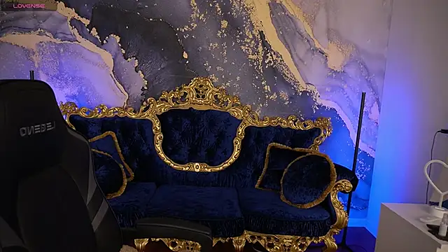 CelesteNoir online show from November 25, 7:43 am