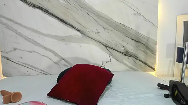 thamiina  online show from September 10, 6:52 pm