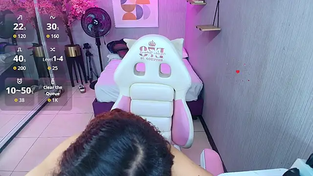 Maggy t18 online show from February 26, 3:49 am