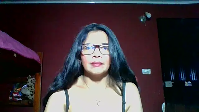 DianaOchoa  online show from October 6, 1:00 am