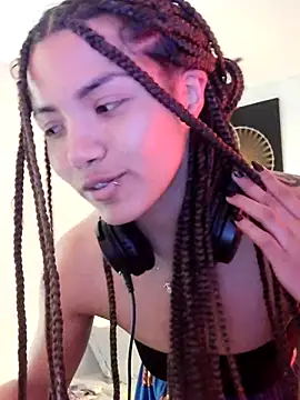 Snapshot of Nati____ chatting on September 27, 12:45 pm Nati     online show from September 27, 12:45 pm