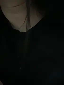 Snapshot of _kween23 chatting on October 19, 4:09 pm  kween23 online show from October 19, 4:09 pm