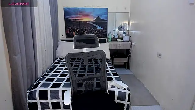 Miss VictoriaWilliams online show from March 22, 7:09 pm